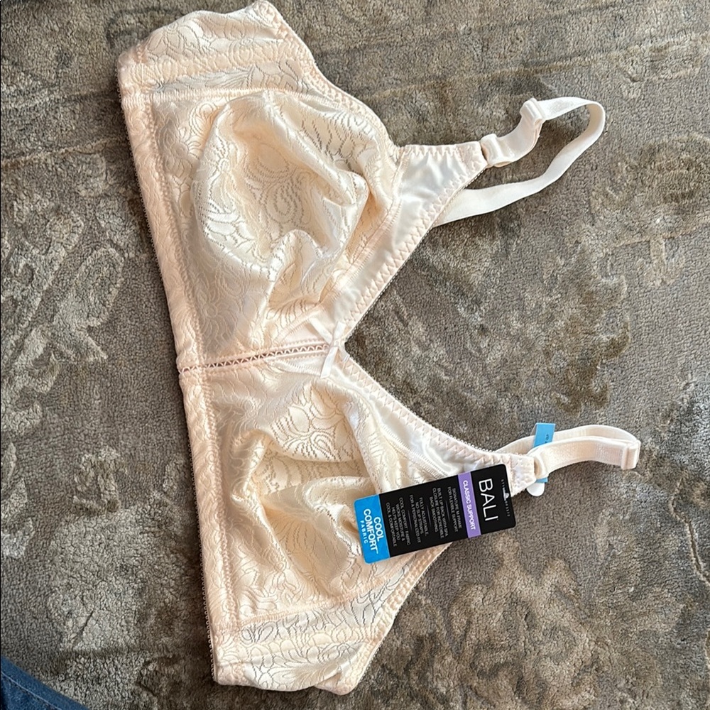 Bali Soft Lace Bra in Ivory